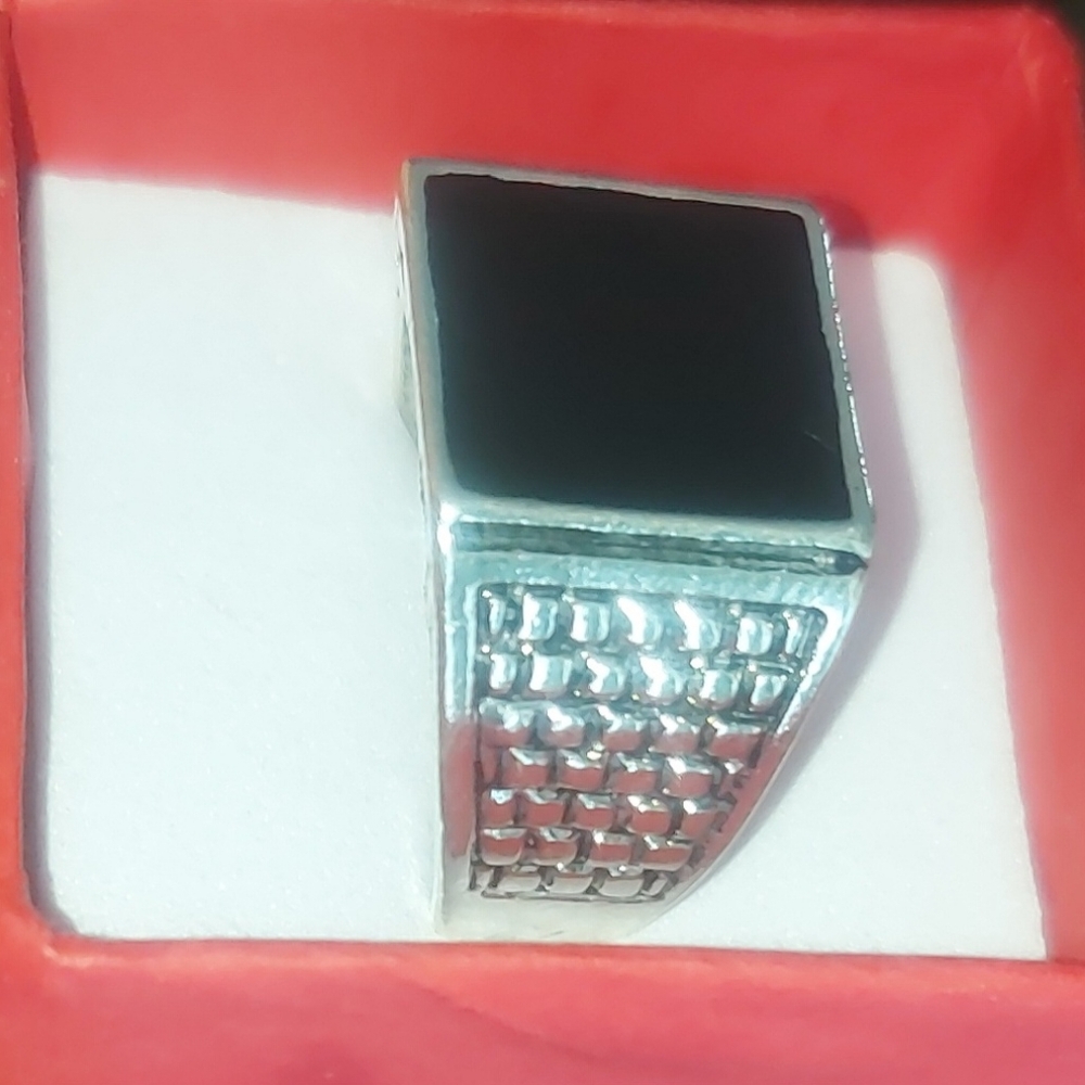 Silver and Black Square Ring - Picture 6 of 9